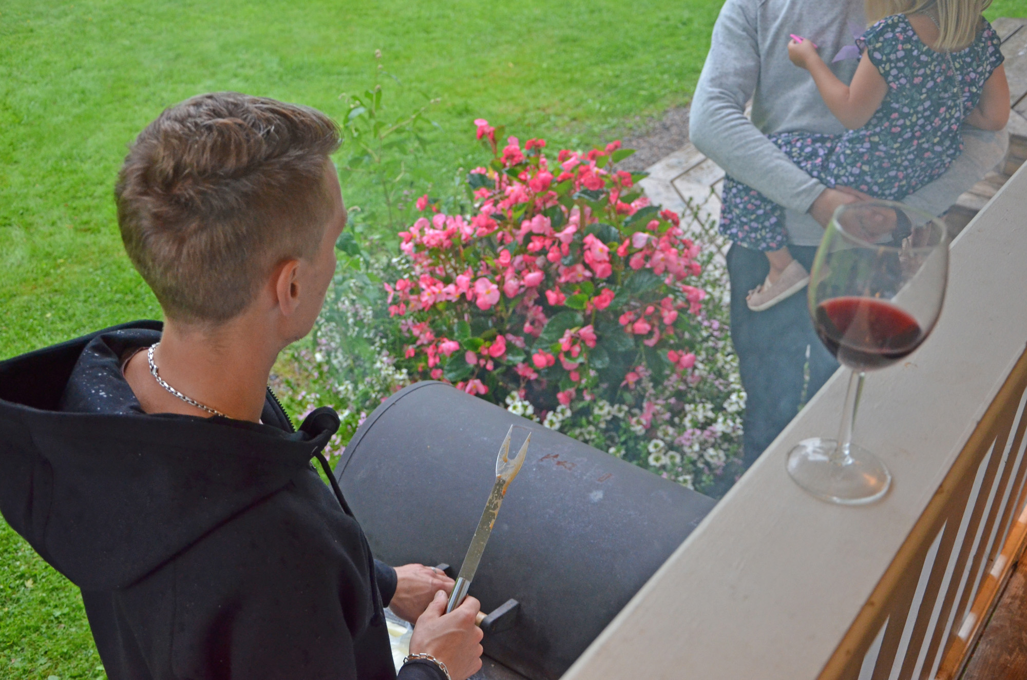 Röste.nu – Röstebilder – Grill- och familjefest på Dönjegården 2019