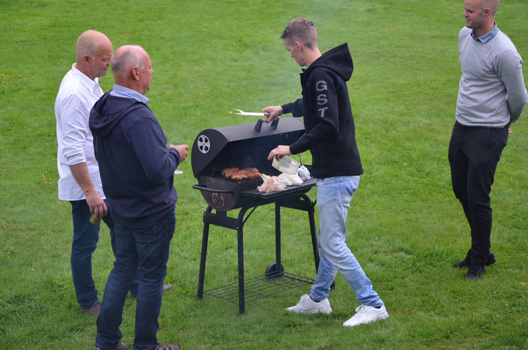 Röste.nu – Röstebilder – Grill- och familjefest på Dönjegården 2019