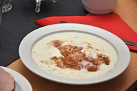 Röste.nu – Röstebilder – Grötfest i Dönjegården 2025