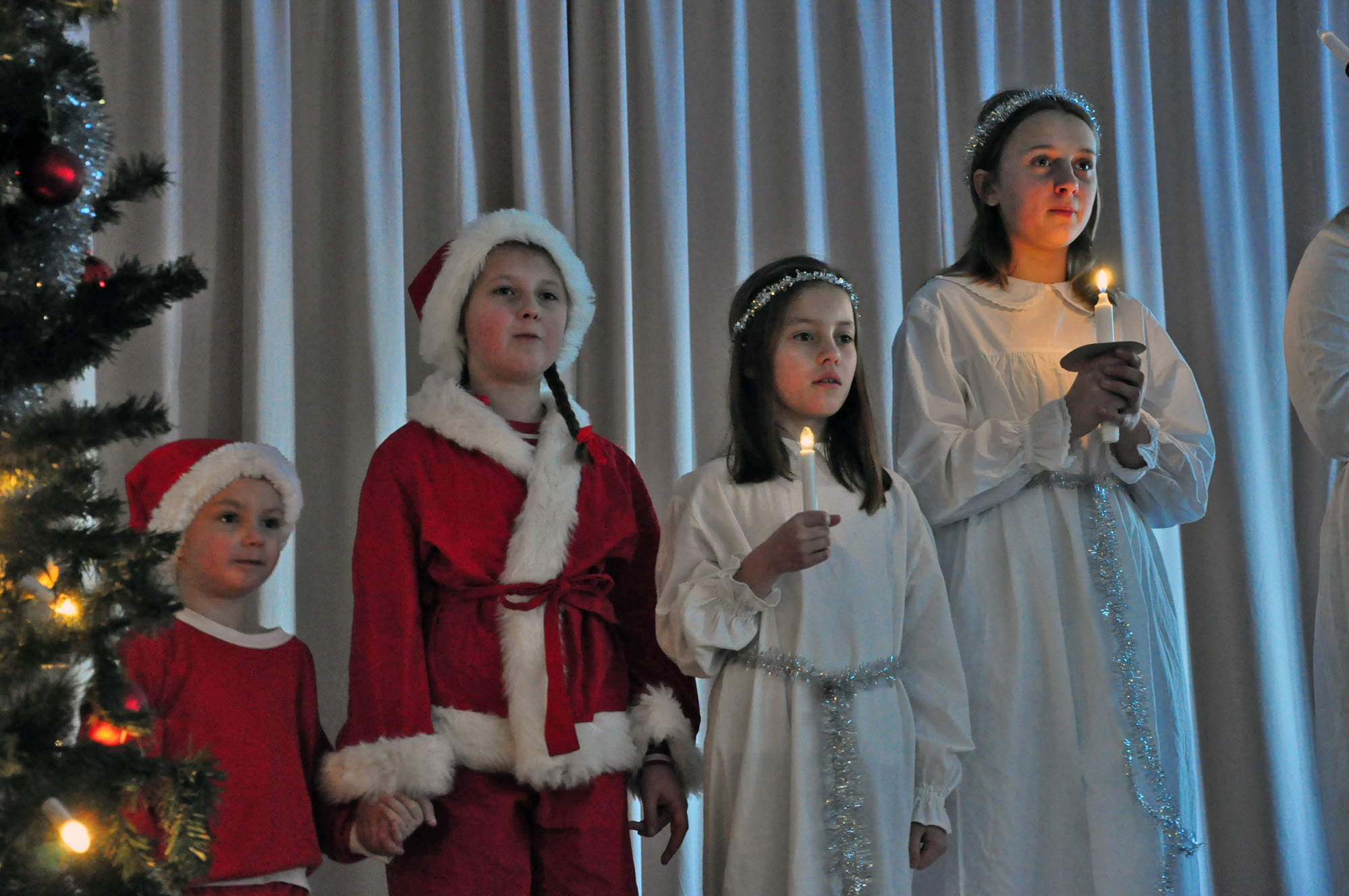 Röste.nu – Röstebilder – Grötfest med lucia i Dönjegården 2013