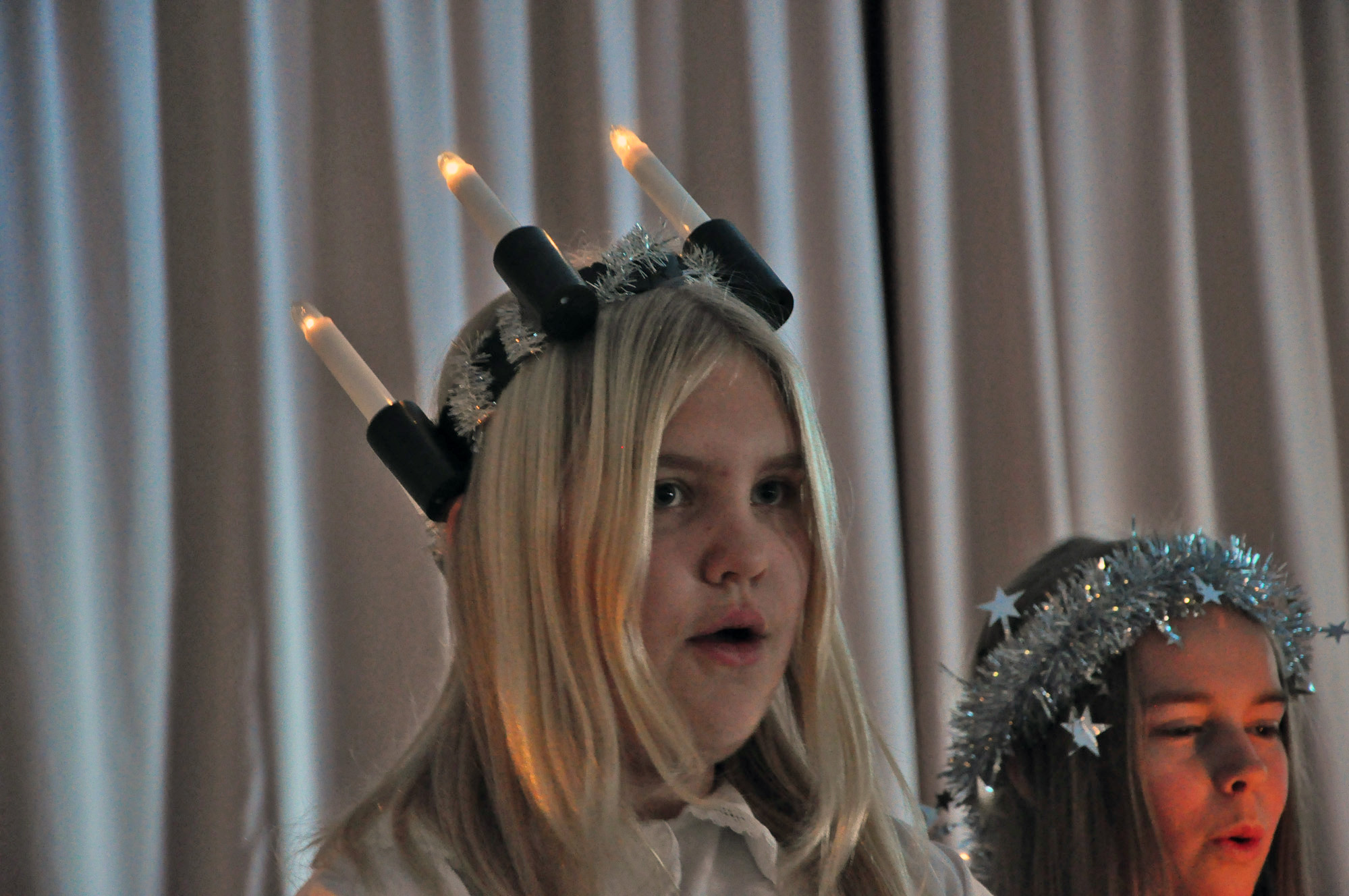 Röste.nu – Röstebilder – Grötfest med lucia i Dönjegården 2013