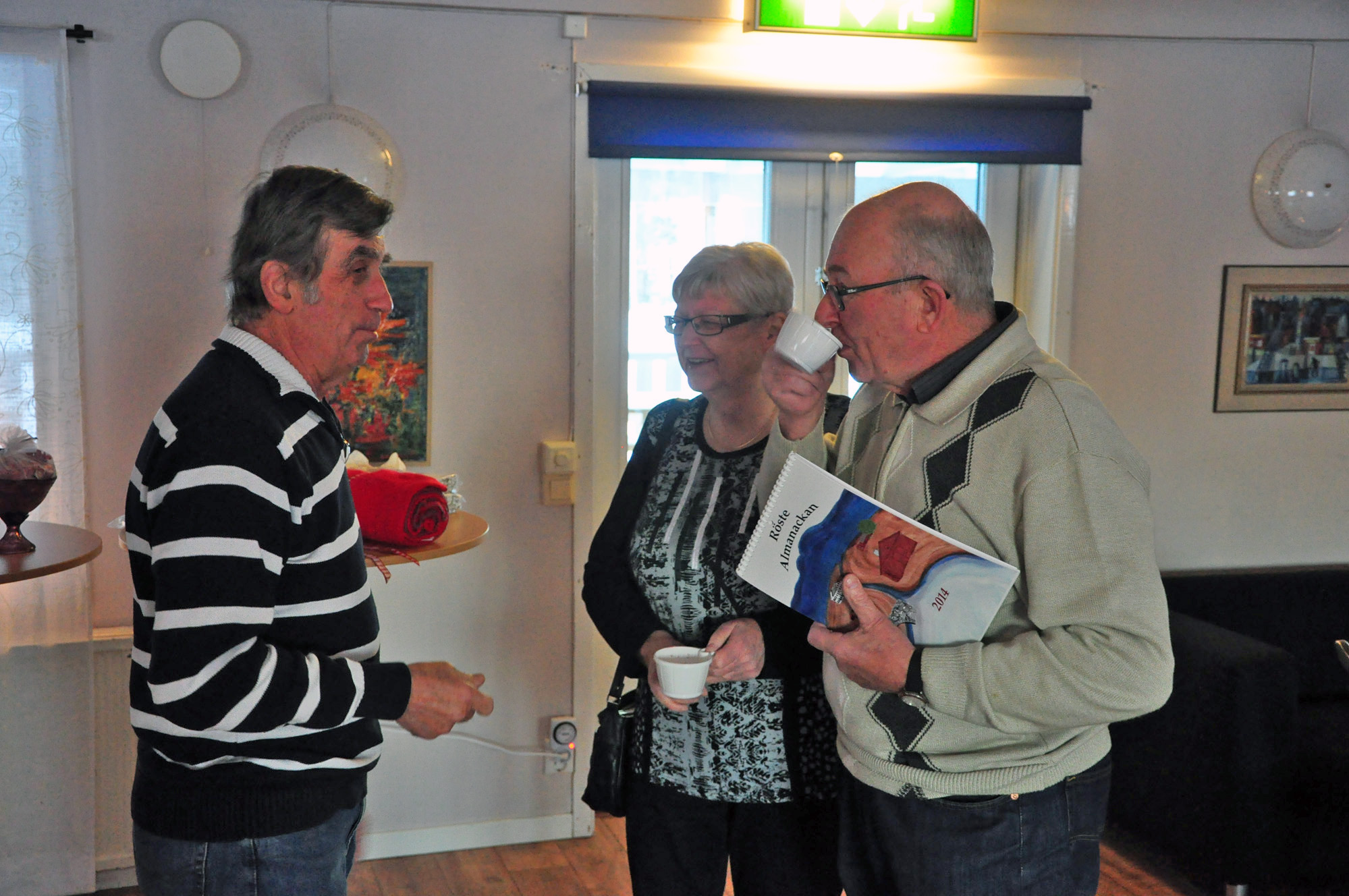 Röste.nu – Röstebilder – Grötfest med lucia i Dönjegården 2013