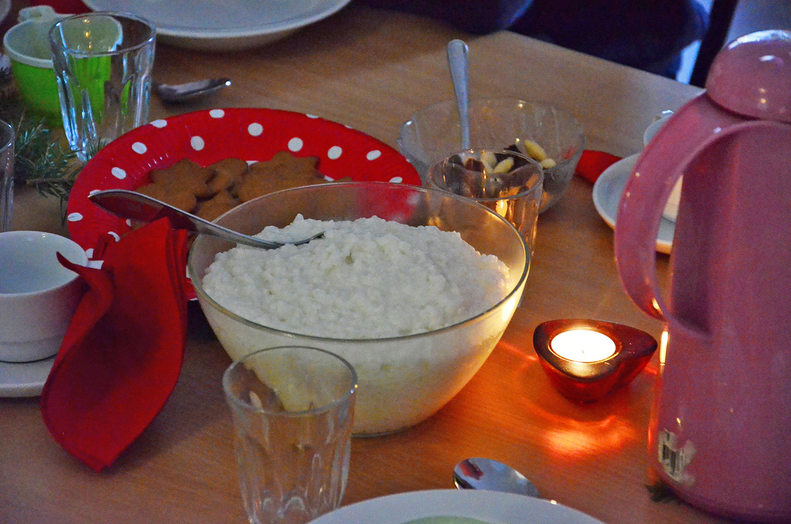Röste.nu – Röstebilder – Grötfest i Dönjegården 2015