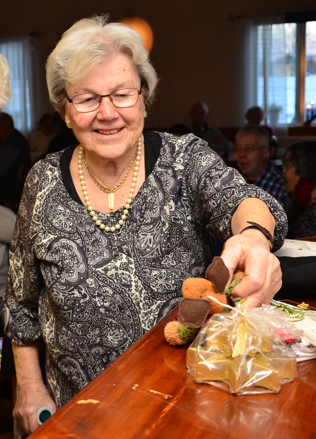 Röste.nu – Röstebilder – Grötfest med lucia i Dönjegården 2016