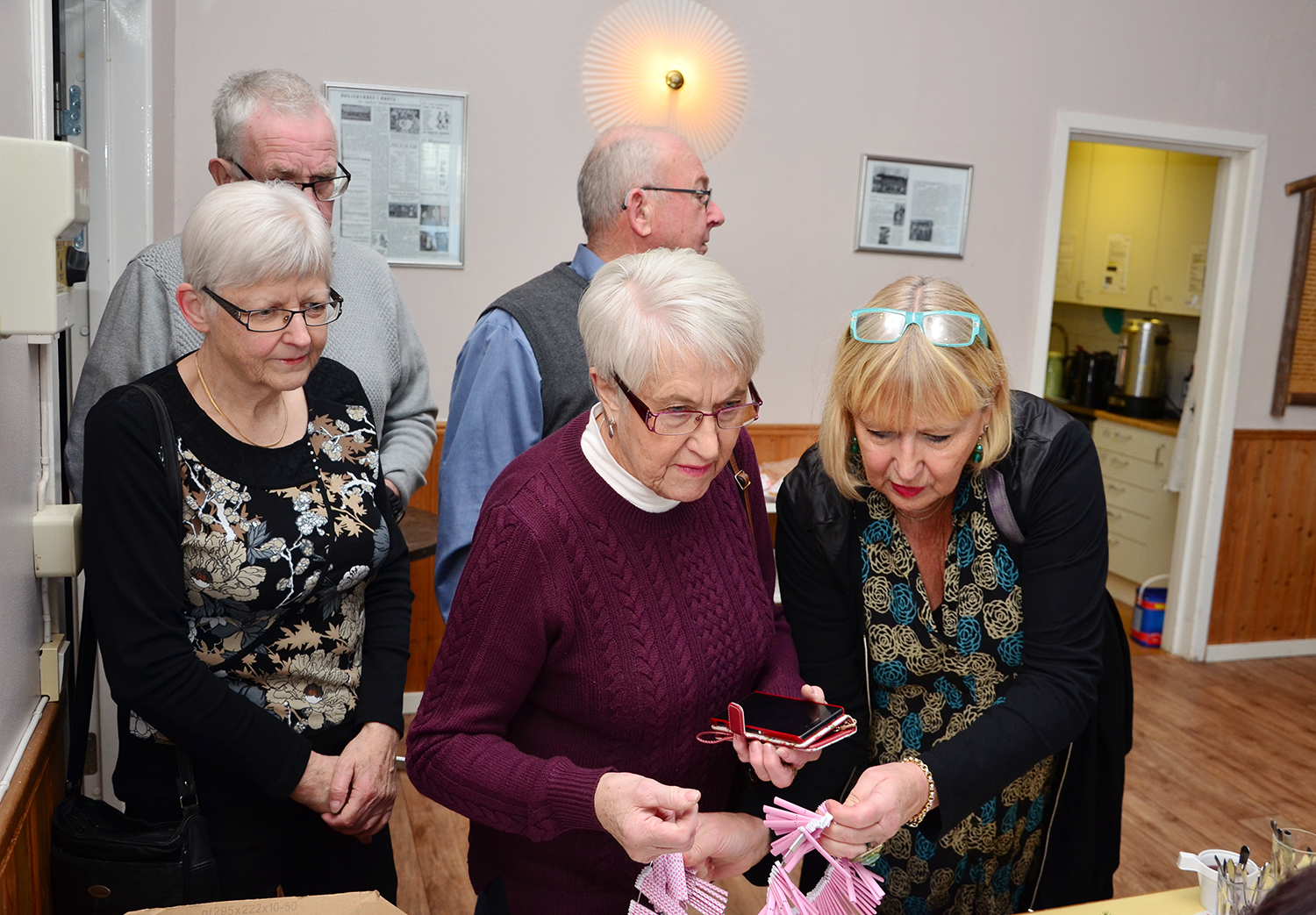 Röste.nu – Röstebilder – Grötfest med lucia i Dönjegården 2016