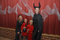 Röste.nu – Röstebilder – Halloweendisco och spökvandring vid Dönjegården 2022