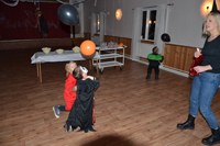 Röste.nu – Röstebilder – Halloweendisco och spökvandring vid Dönjegården 2022