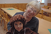 Röste.nu – Röstebilder – Julgransplundring i Dönjegården 2011