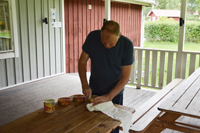 Röste.nu – Röstebilder – Kräftor och surströmming i Dönjegården 2025