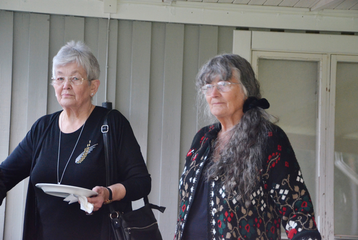 Röste.nu – Röstebilder – Kulturdag i Dönjegården med föreläsning om Röstemord och kolbullespremiär 2017