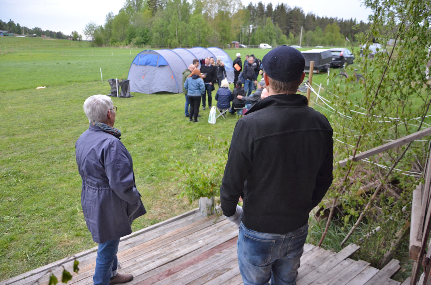 Röste.nu – Röstebilder – Logdans i Farmorsladan 2017
