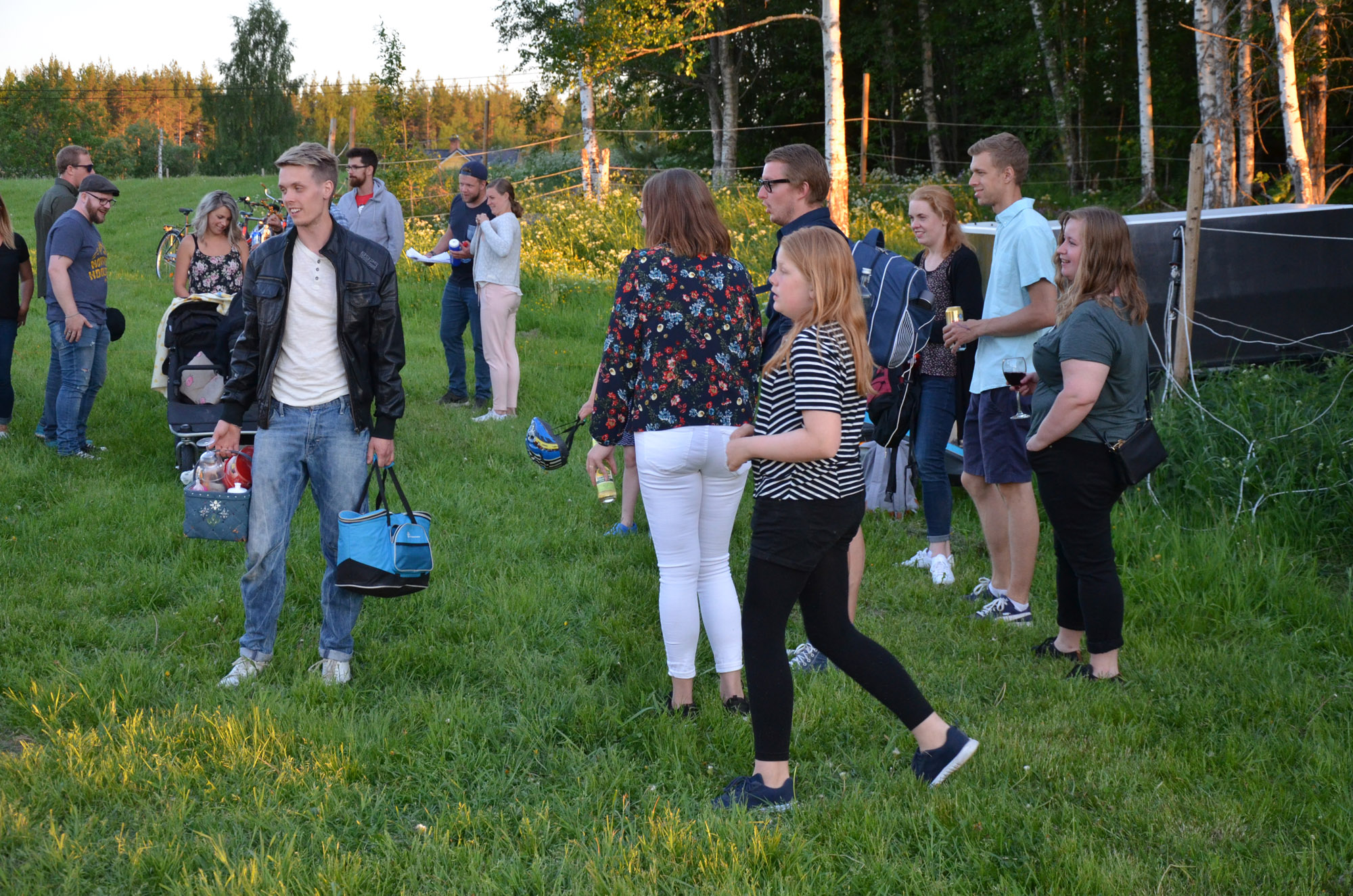 Röste.nu – Röstebilder – Logdans i Farmorsladan 2018