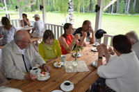 Röste.nu – Röstebilder – Midsommarfirande vid Dönjegården 2024