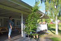 Röste.nu – Röstebilder – Midsommarfirande vid Dönjegården 2024
