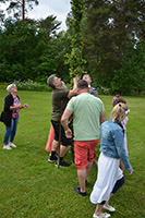 Röste.nu – Röstebilder – Midsommarfirande vid Dönjegården 2025