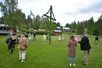 Röste.nu – Röstebilder – Midsommarfirande vid Dönjegården 2025