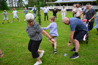 Röste.nu – Röstebilder – Midsommarfirande vid Dönjegården 2026