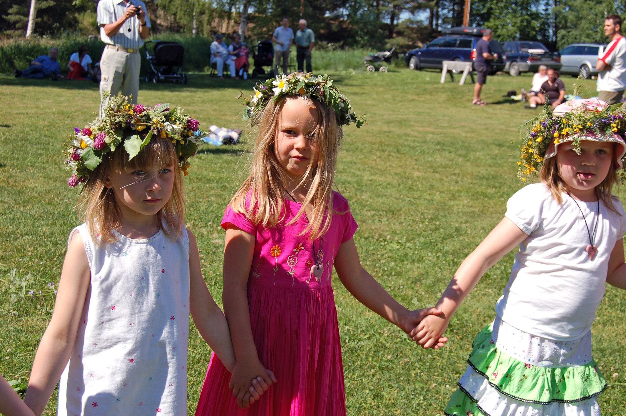 Röste.nu – Röstebilder – Midsommarfirande vid Dönjegården 2007