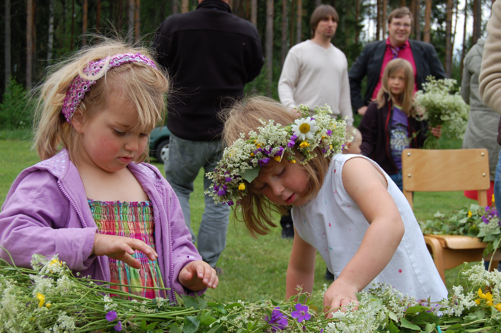 Röste.nu – Röstebilder – Midsommar vid Dönjegården 2009