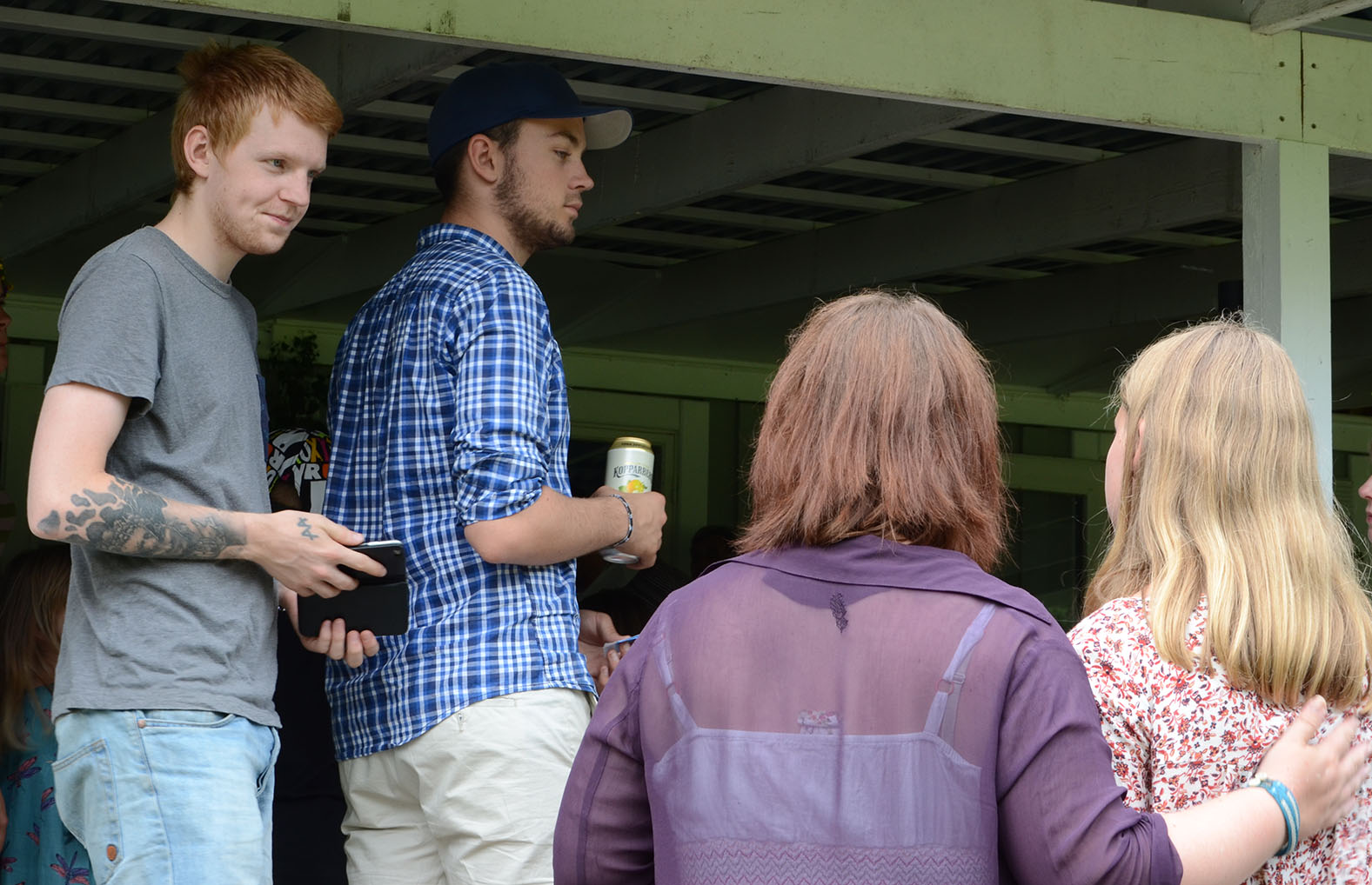 Röste.nu – Röstebilder – Midsommarfirande vid Dönjegården 2016
