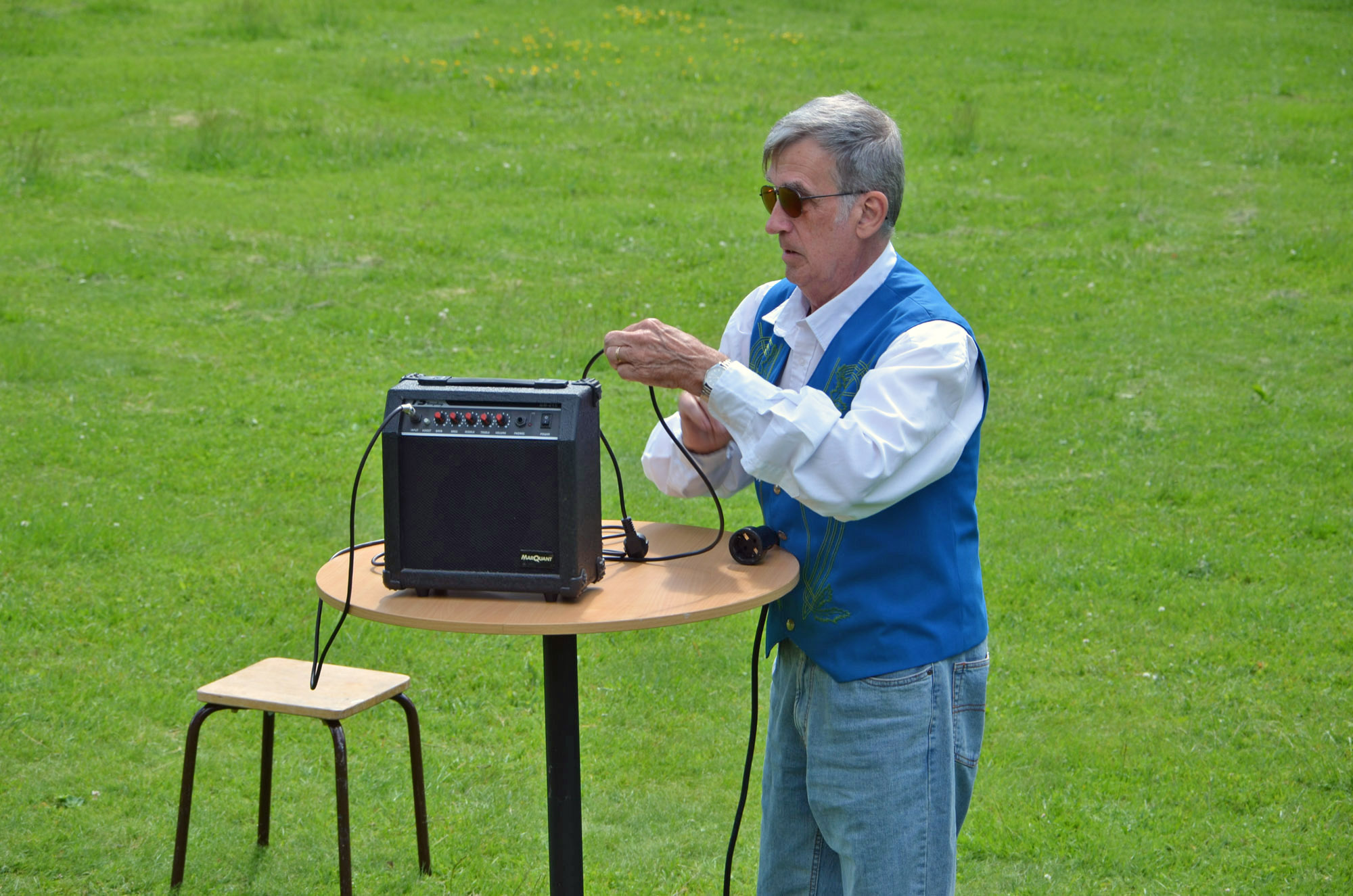 Röste.nu – Röstebilder – Midsommarfirande vid Dönjegården 2019