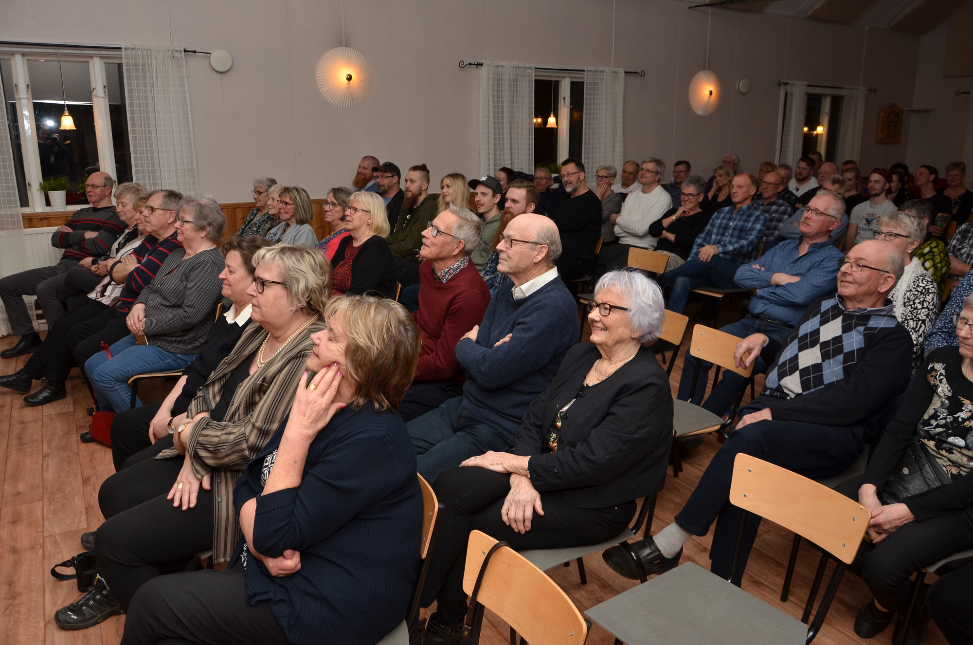 Röste.nu – Röstebilder – Musik- och humorshow med Janne Krantz 2020