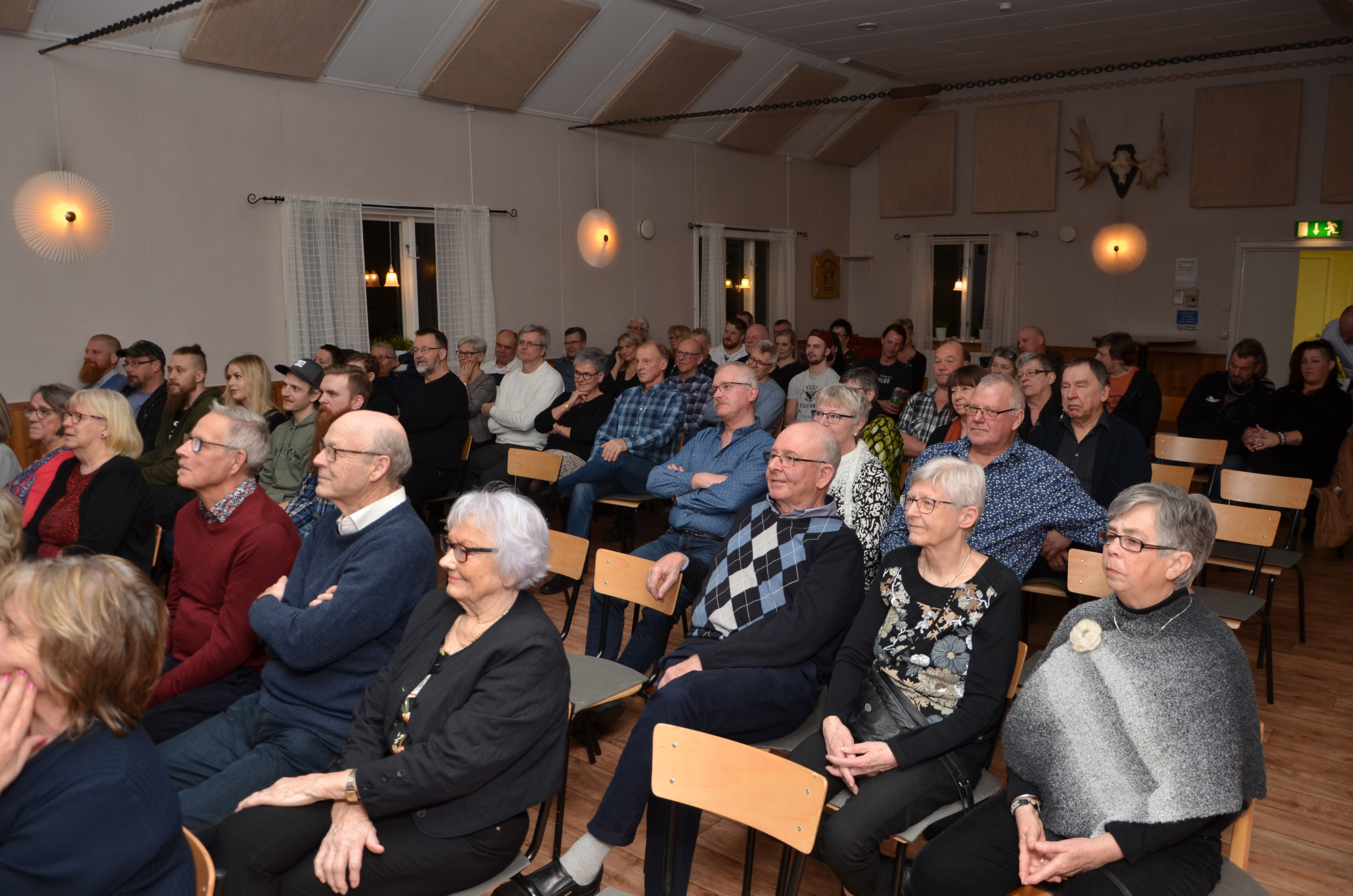 Röste.nu – Röstebilder – Musik- och humorshow med Janne Krantz 2020