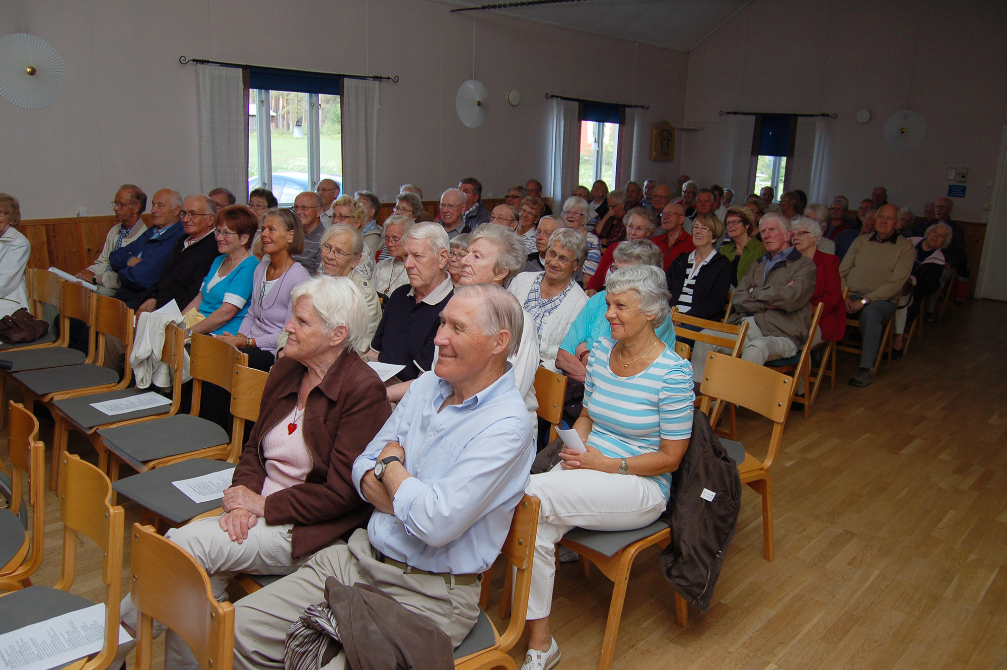 Röste.nu – Röstebilder – Musik- och sångkväll i Röste för 20:e året 2010