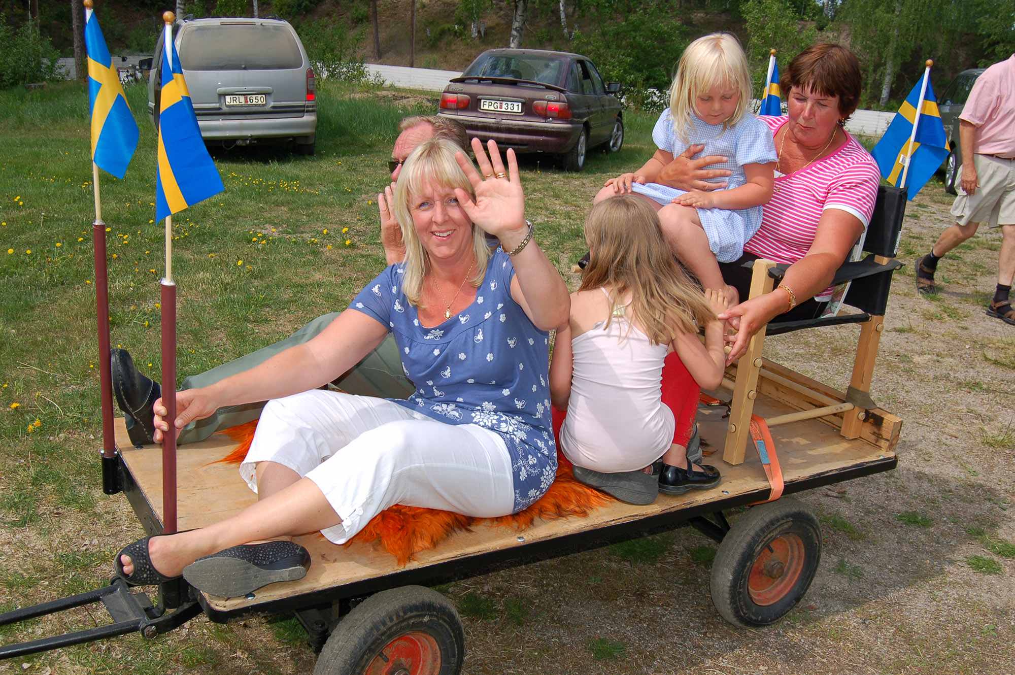 Röste.nu – Röstebilder – Nationaldagsfirande vid Dönjegården 2008