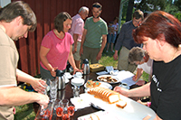 Röste.nu – Röstebilder – Nationaldagsfirande vid Dönjegården 2008