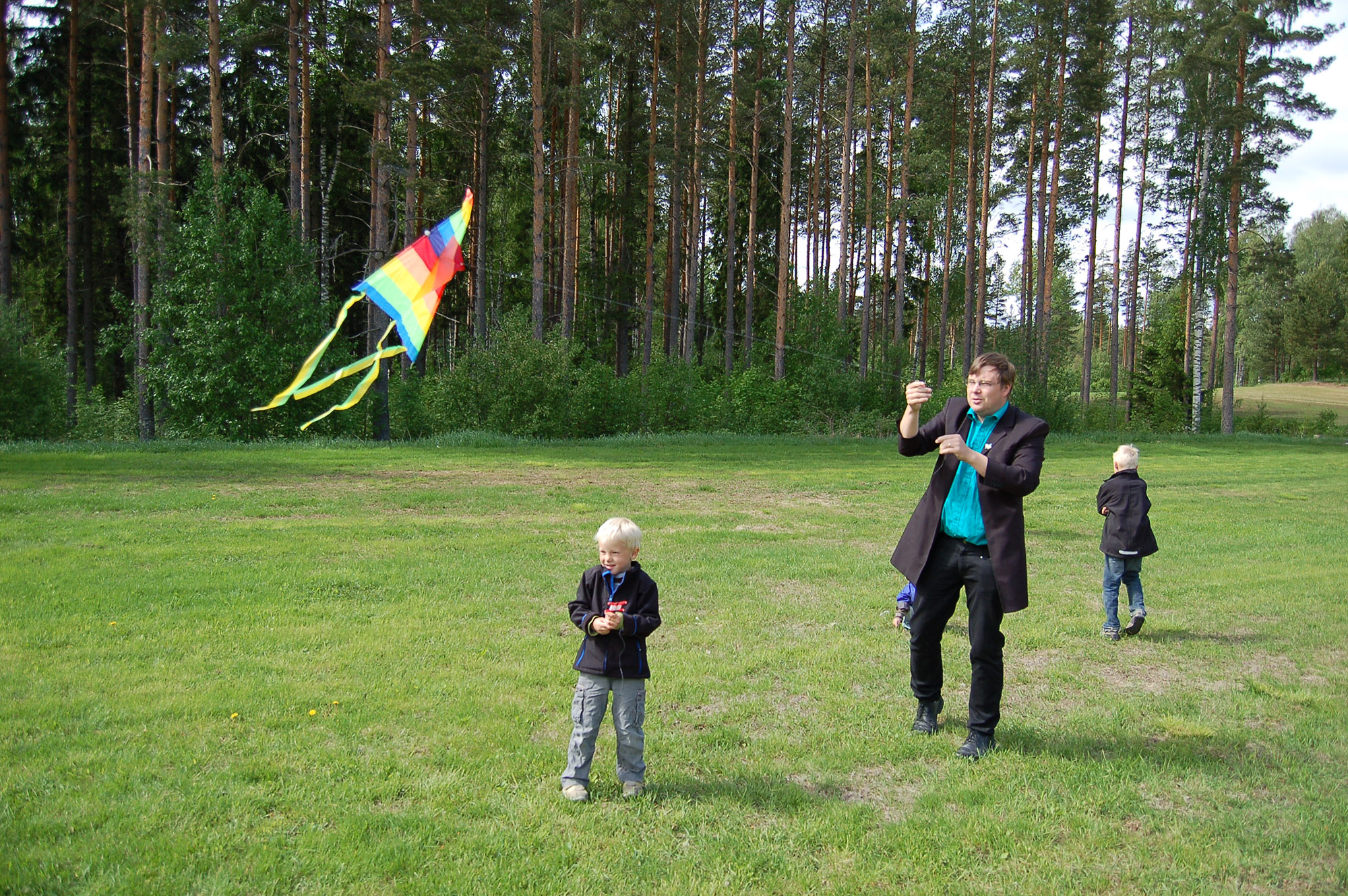 Röste.nu – Röstebilder – Nationaldagsfirande i Dönjegården 2009