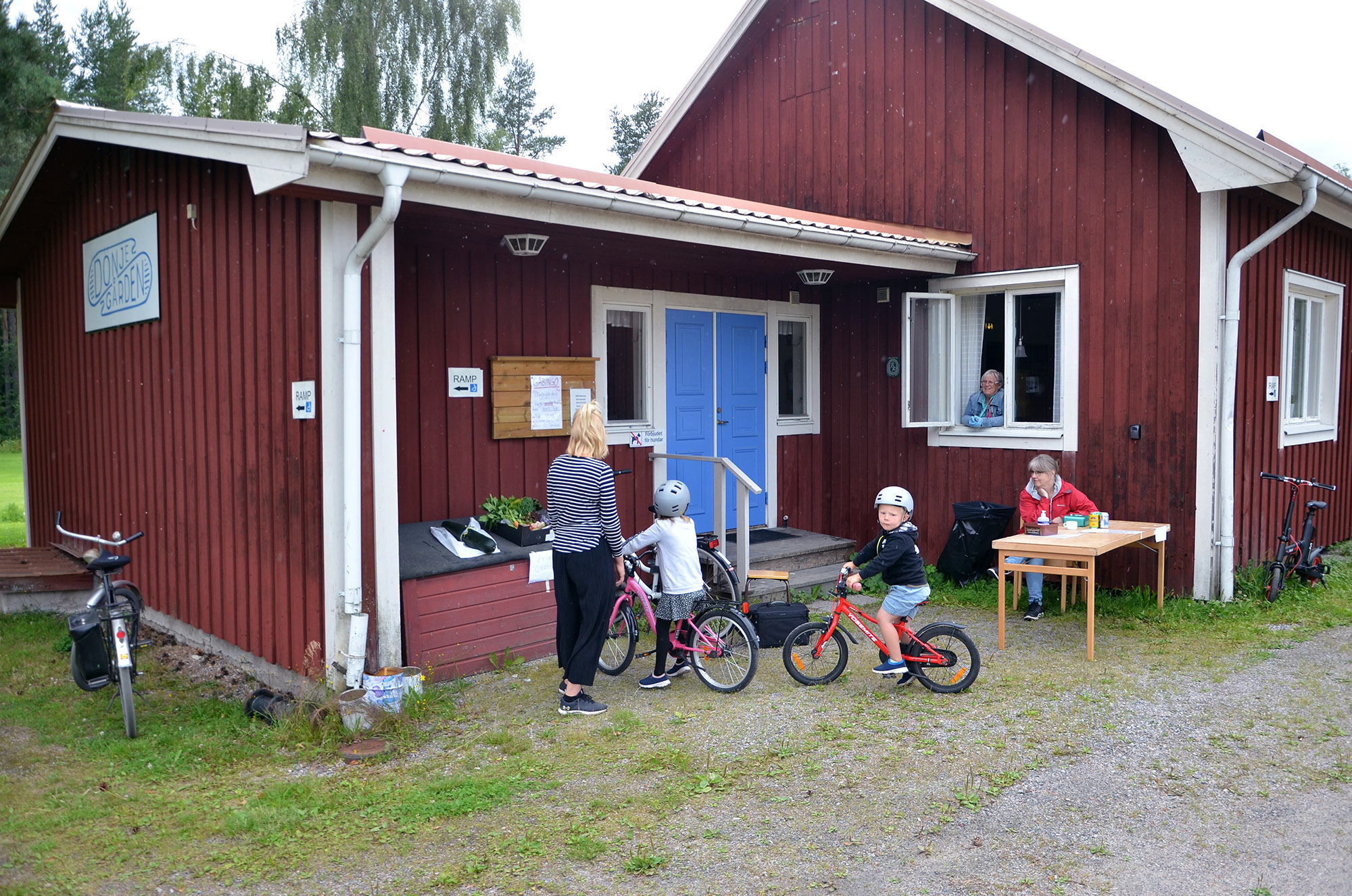 Röste.nu – Röstebilder – Premiär för gåbingo i Röste 2020 – 5 augusti