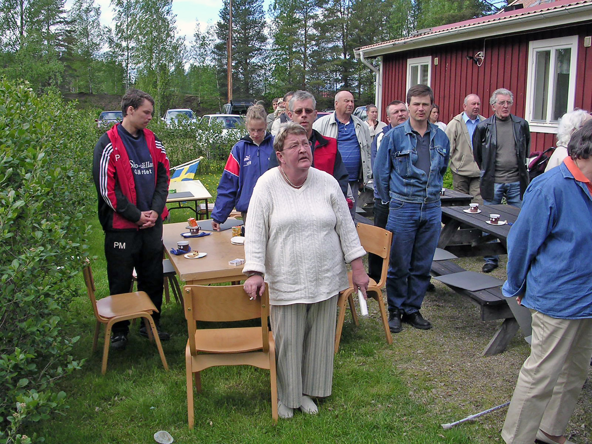 Röste.nu – Röstebilder – Premiär för nationaldagsfirande vid Dönjegården 2005