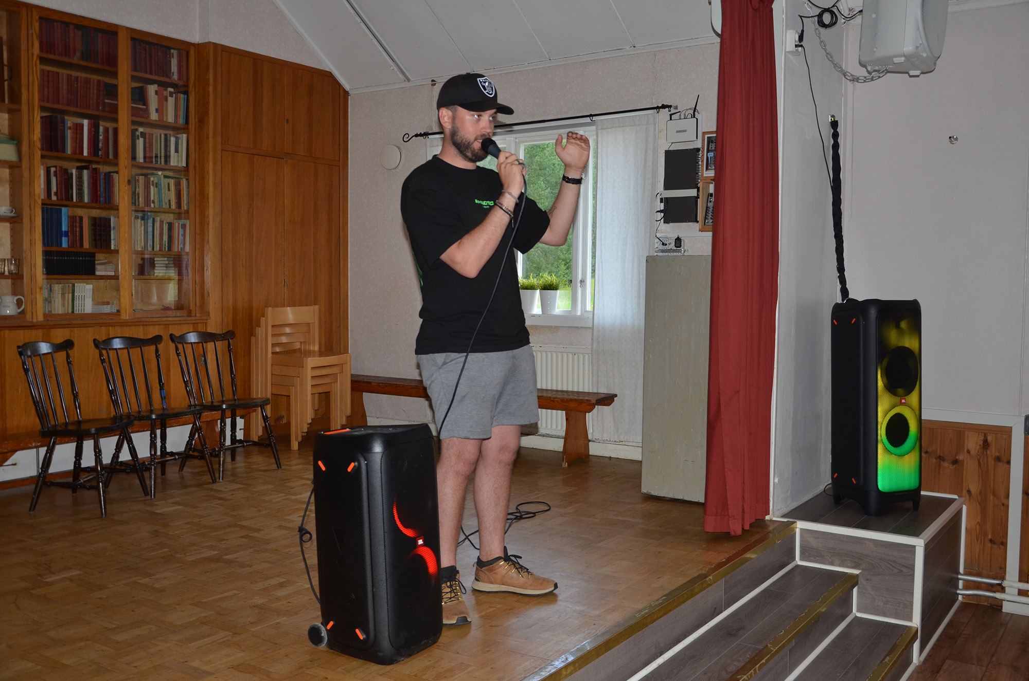 Röste.nu – Röstebilder – Premiär för tacosafton med musikquiz 2024