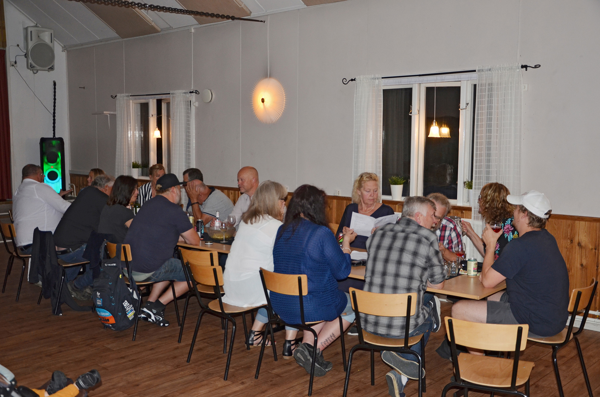 Röste.nu – Röstebilder – Premiär för tacosafton med musikquiz 2024