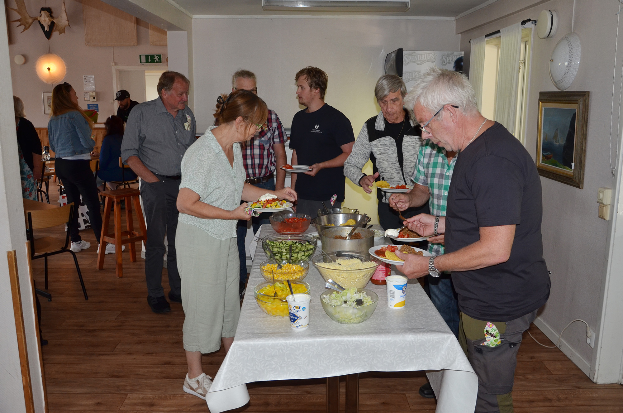 Röste.nu – Röstebilder – Premiär för tacosafton med musikquiz 2024