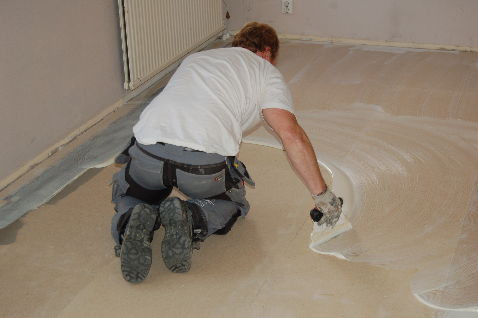 Röste.nu – Röstebilder – Så fick Dönjegården nytt golv 2010