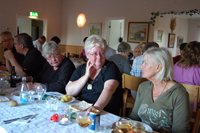 Röste.nu – Röstebilder – Surströmmingsfest i Dönjegården 2009