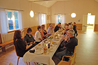 Röste.nu – Röstebilder – Surströmmingsfest för tionde året i Dönjegården 2010