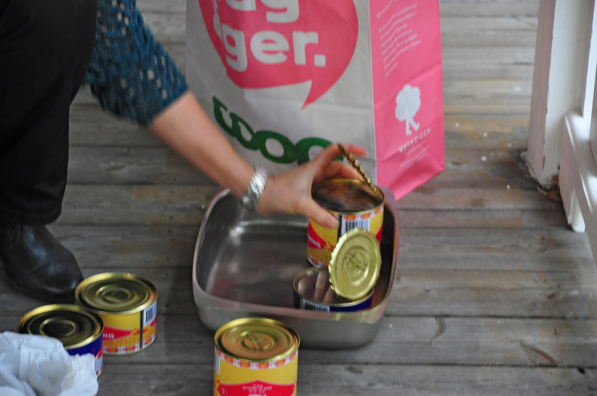 Röste.nu – Röstebilder – Surströmmingsfest i Dönjegården 2012