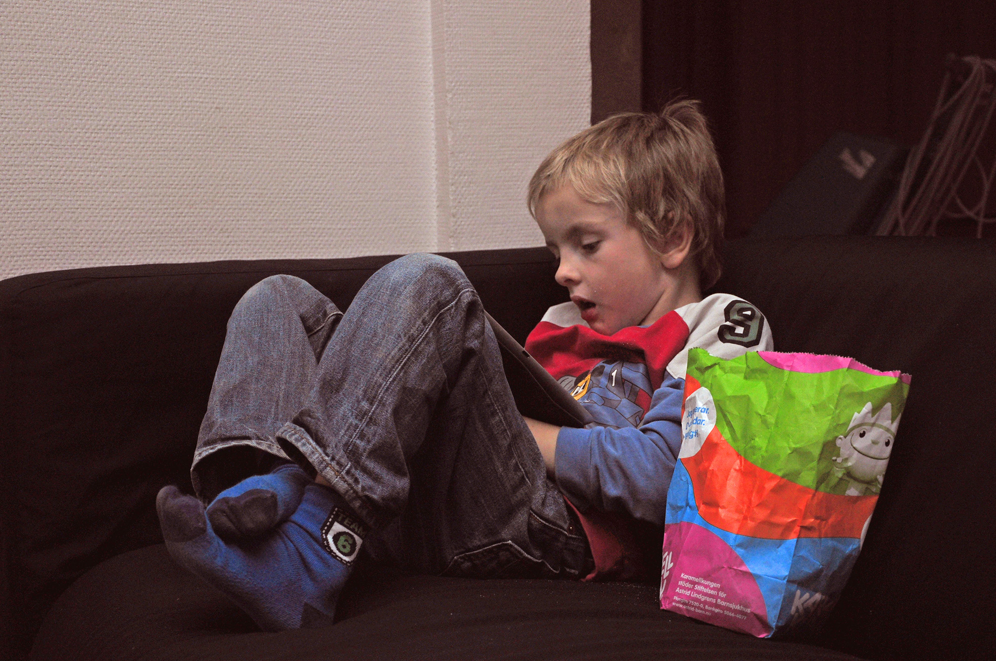 Röste.nu – Röstebilder – Surströmmingsfest i Dönjegården 2013