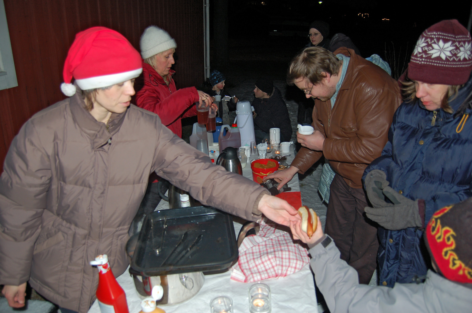 Röste.nu – Röstebilder – Tomtekväll vid Dönjegården 2007