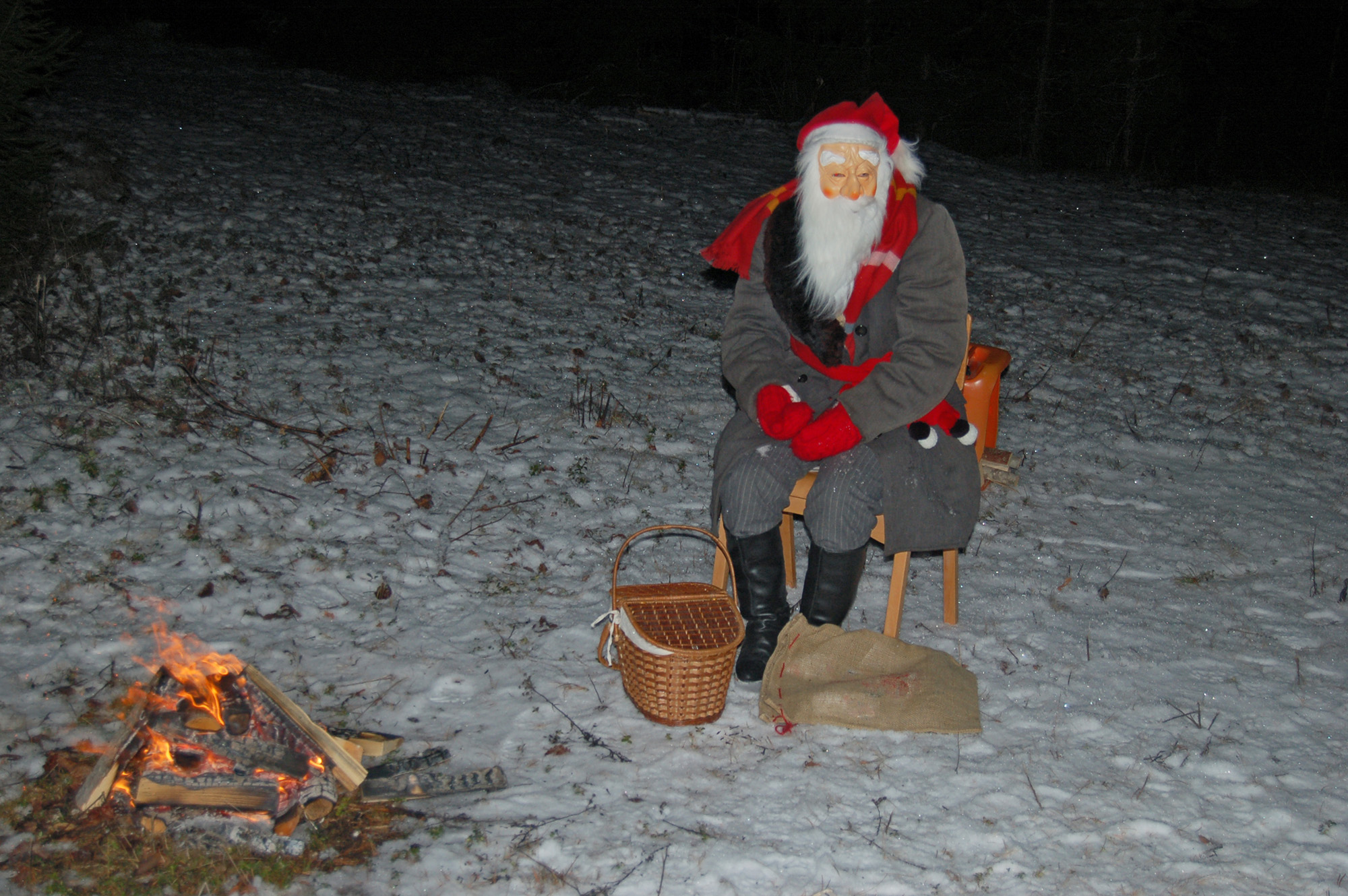 Röste.nu – Röstebilder – Tomtekväll vid Dönjegården 2007