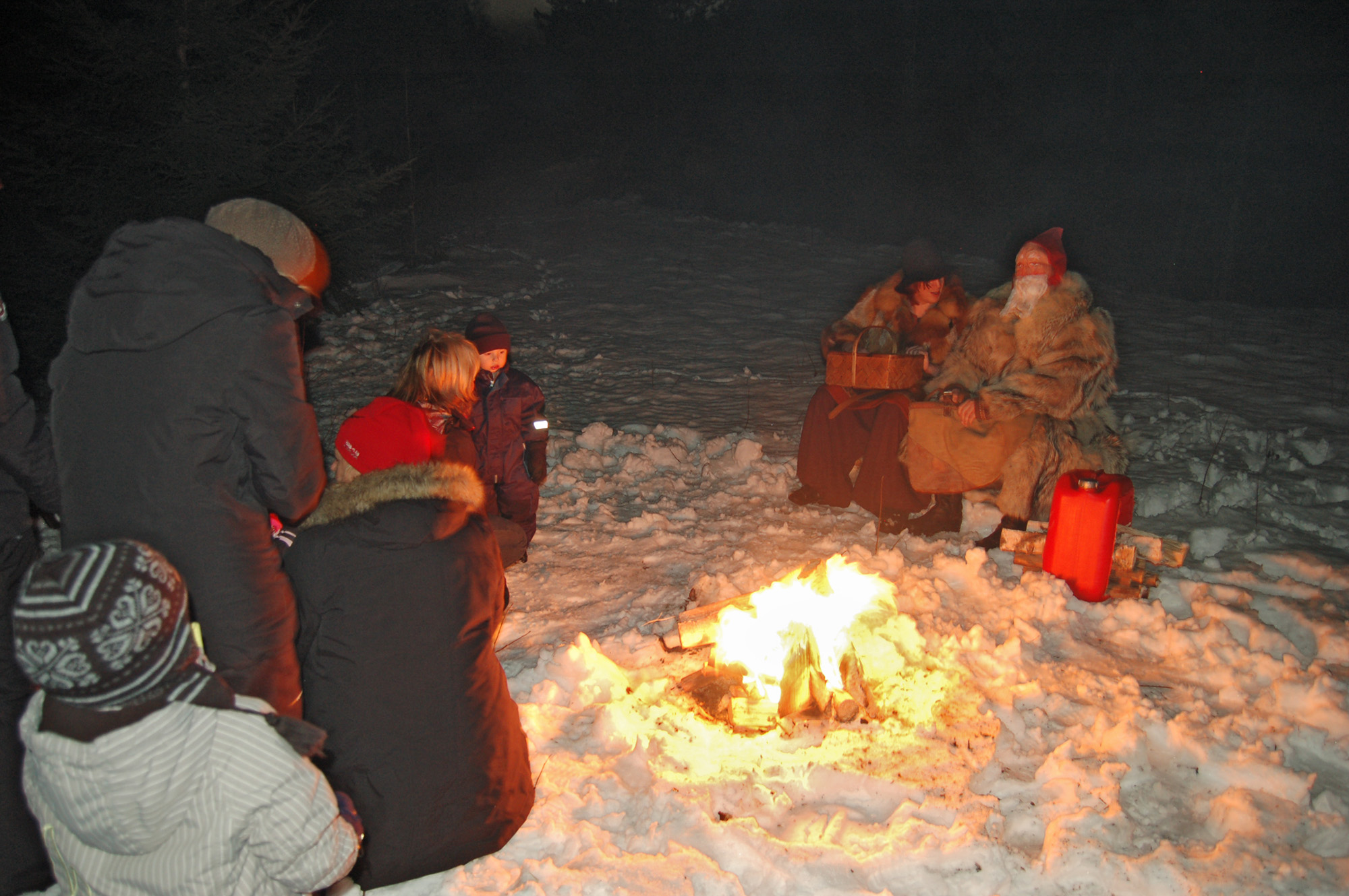 Röste.nu – Röstebilder – Tomtekväll vid Dönjegården 2008