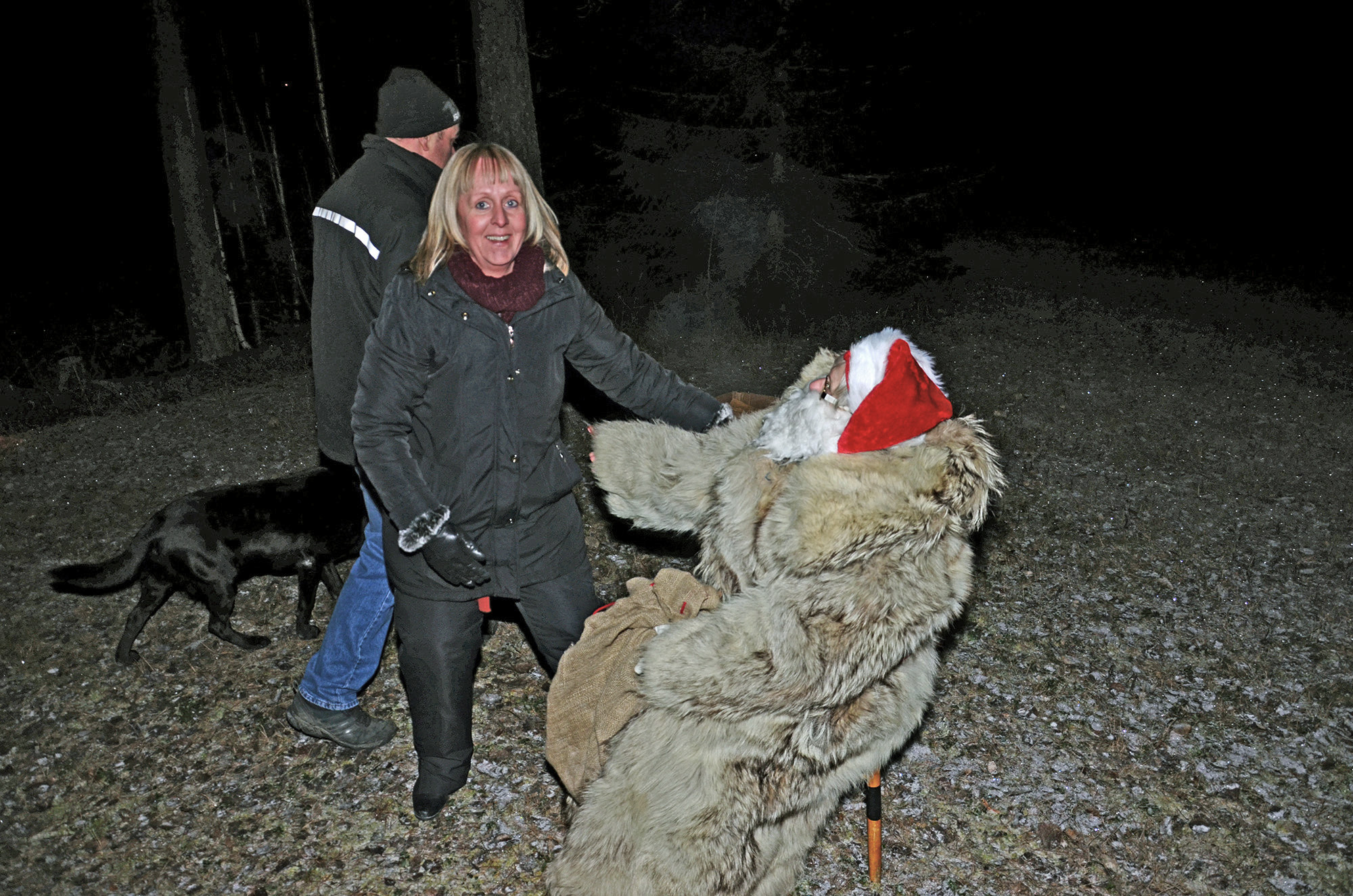 Röste.nu – Röstebilder – Tomtekväll vid Dönjegården 2014