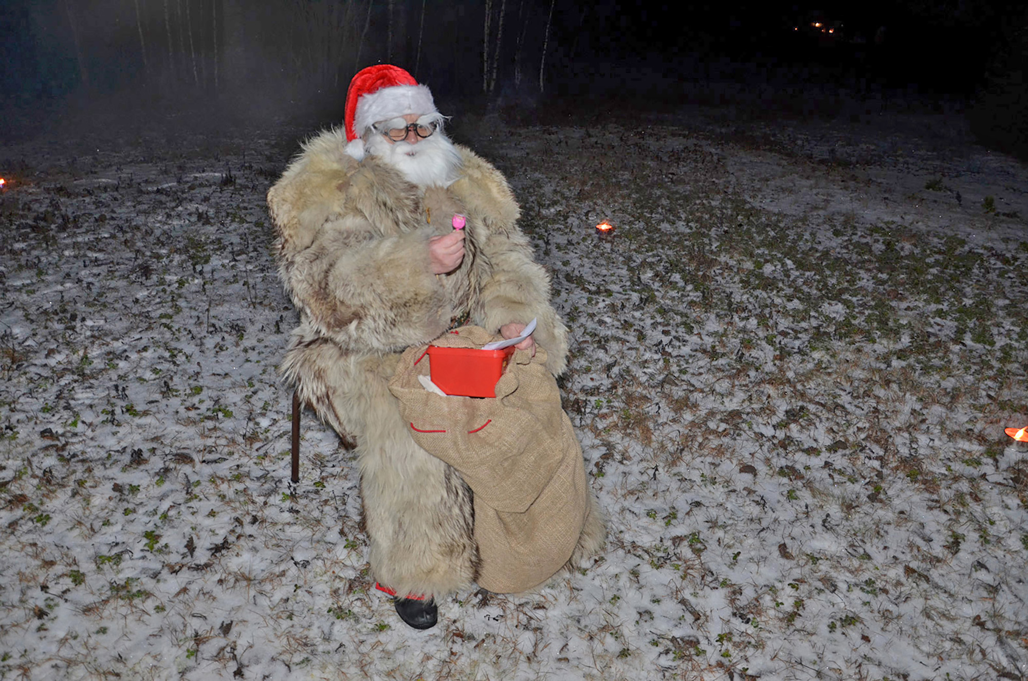 Röste.nu – Röstebilder – Tomtekväll med kändisbesök 2015