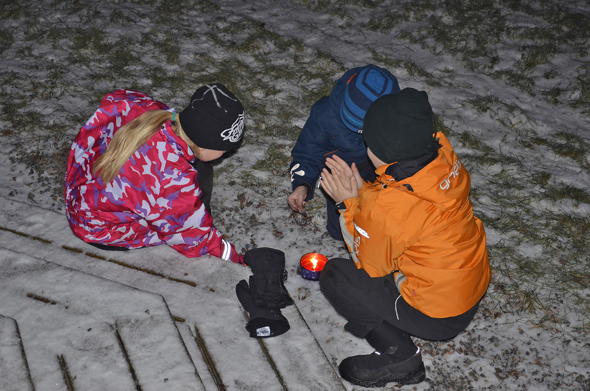 Röste.nu – Röstebilder – Tomtekväll med kändisbesök 2015