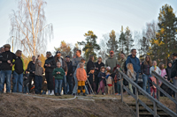 Röste.nu – Röstebilder – Valborgsfirande vid Dönjegården 2024