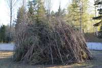 Röste.nu – Röstebilder – Valborgsfirande vid Dönjegården 2025