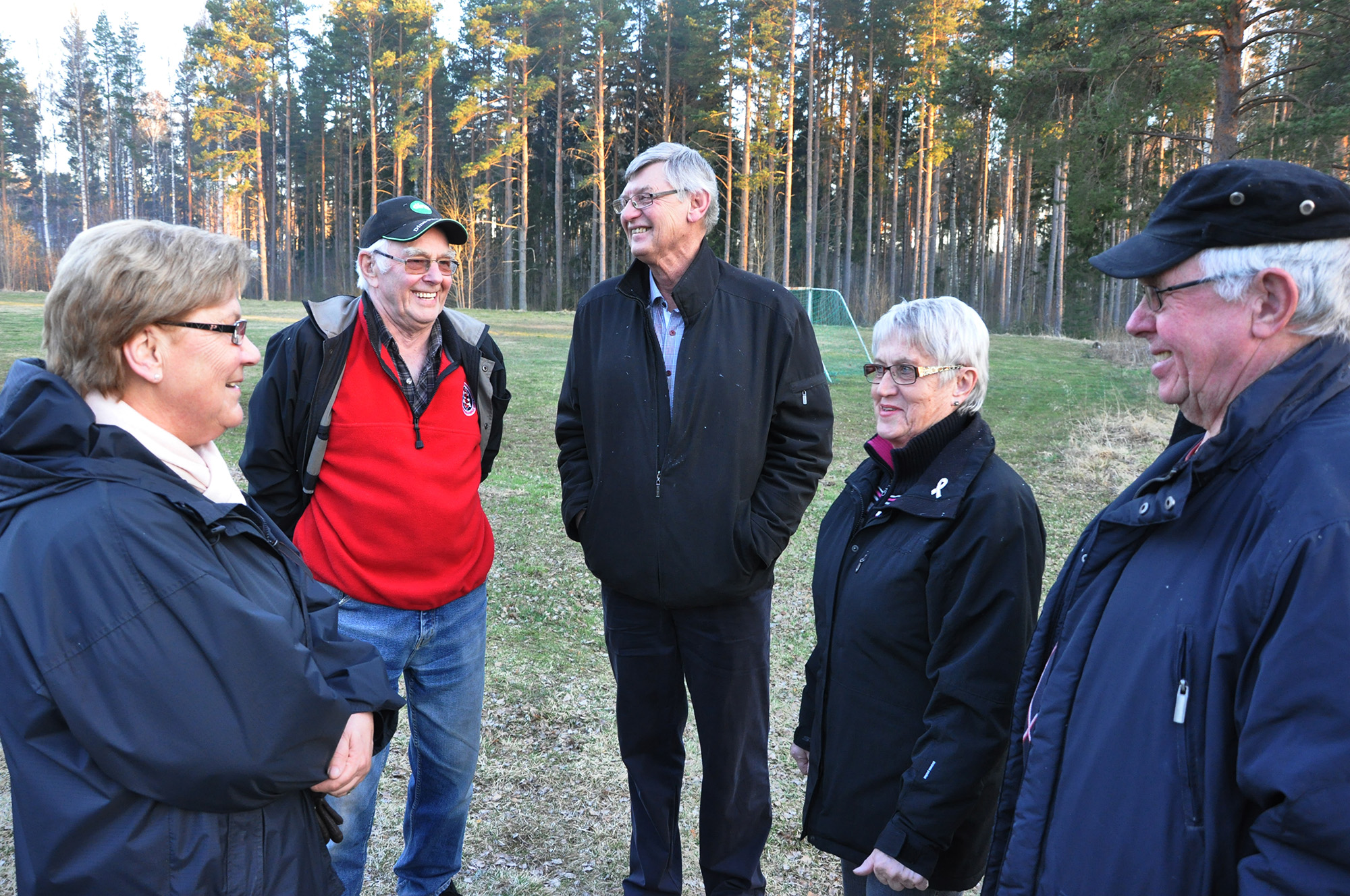 Röste.nu – Röstebilder – Valborgsfirande vid Dönjegården 2012